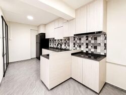 Blk 220 Jurong East Street 21 (Jurong East), HDB 5 Rooms #560569441